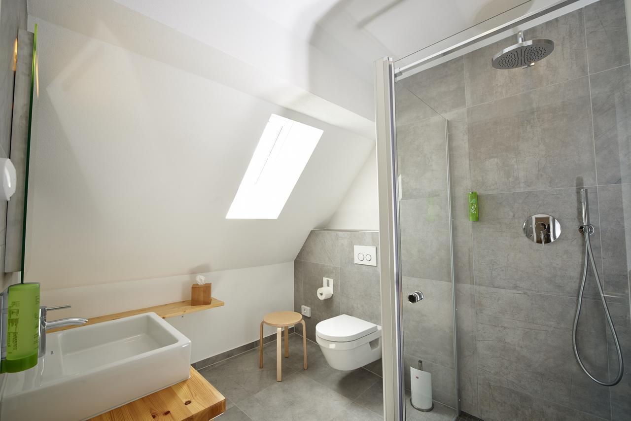 Rothfuss Hotel Weisenheim am Berg Extérieur photo