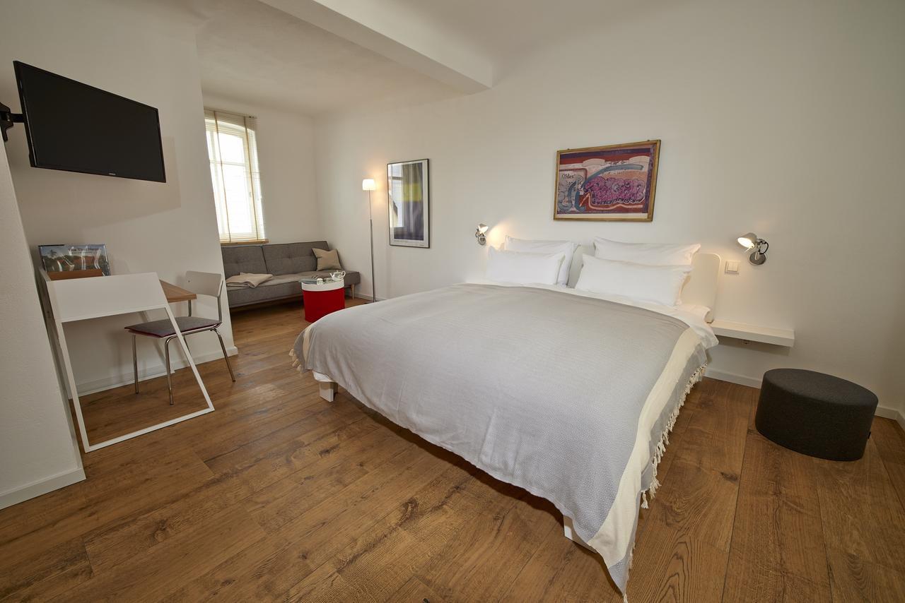 Rothfuss Hotel Weisenheim am Berg Extérieur photo